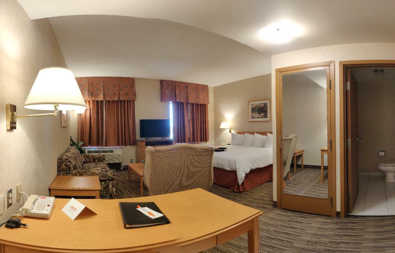 Humphry Inn And Suites Winnipeg Exteriér fotografie